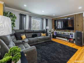 6 Chaucer Drive, Shelton CT 06484