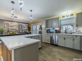 6 Chaucer Drive, Shelton CT 06484