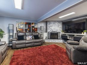 6 Chaucer Drive, Shelton CT 06484