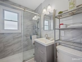 15 Cherry Hill Drive 2A, Bridgeport CT 06606