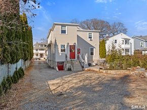 318-316 Grovers Avenue, Bridgeport CT 06605