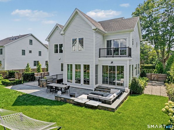 12 Bauer Place, Westport CT 06880