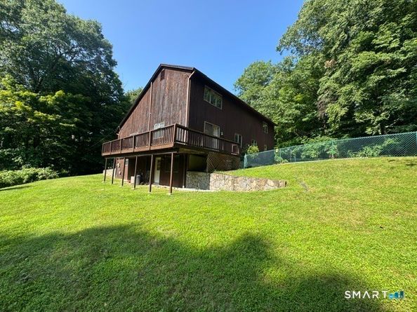63 N Mountain Road, Brookfield CT 06804