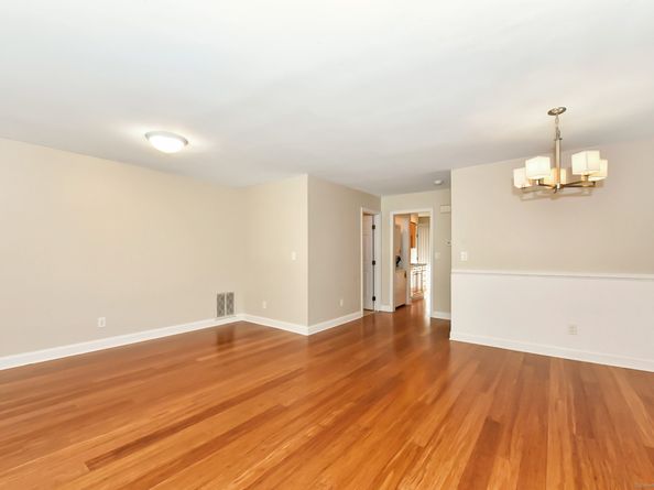 245 Glendale Avenue D8, Bridgeport CT 06606