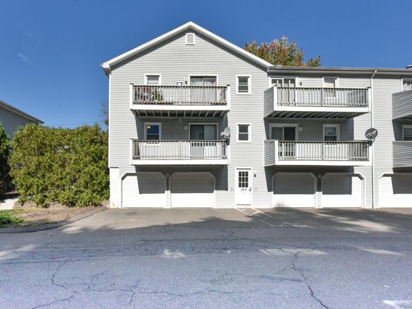 245 Glendale Avenue D8, Bridgeport CT 06606