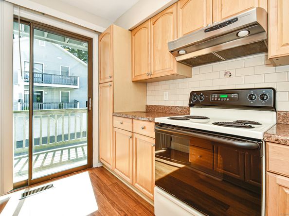 245 Glendale Avenue D8, Bridgeport CT 06606