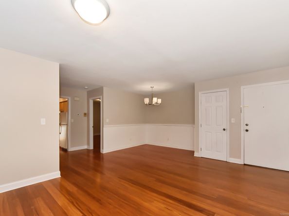 245 Glendale Avenue D8, Bridgeport CT 06606