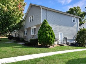 245 Glendale Avenue D8, Bridgeport CT 06606