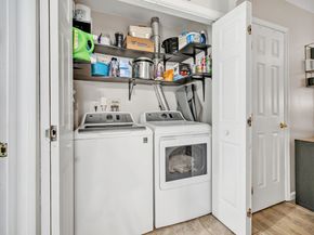 132 Country Place 132, Shelton CT 06484