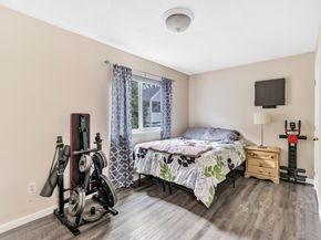 132 Country Place 132, Shelton CT 06484