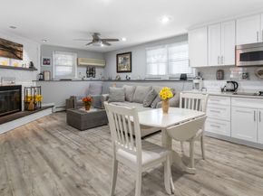 7 Lycett Court, Norwalk CT 06850