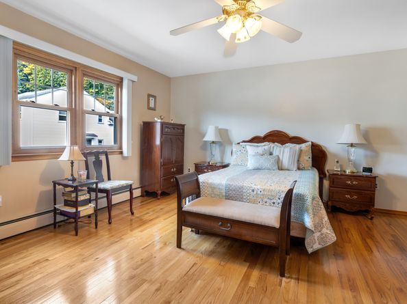 7 Lycett Court, Norwalk CT 06850