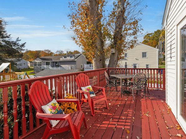 7 Lycett Court, Norwalk CT 06850