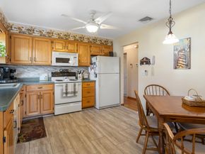 7 Lycett Court, Norwalk CT 06850