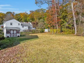 7 Lycett Court, Norwalk CT 06850