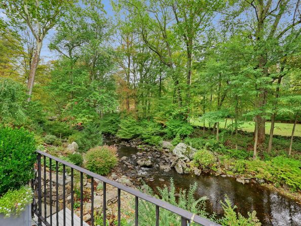 256 Mill Road, New Canaan CT 06840