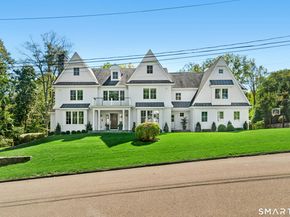 42 Hillcrest Road, New Canaan CT 06840