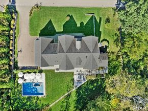 42 Hillcrest Road, New Canaan CT 06840