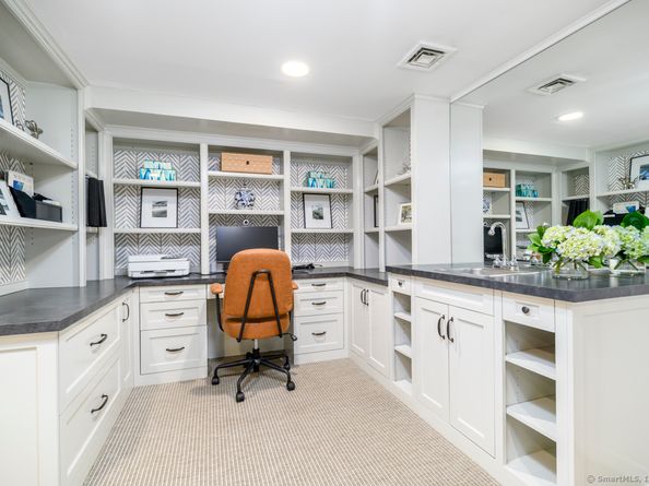 17 Pine Brook Lane 17, Darien CT 06820