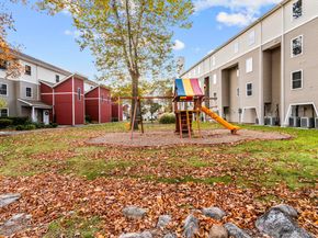 23 Scuppo Road APT 34, Danbury CT 06811