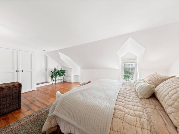 143 Overbrook Drive, Stamford CT 06906