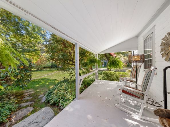 143 Overbrook Drive, Stamford CT 06906