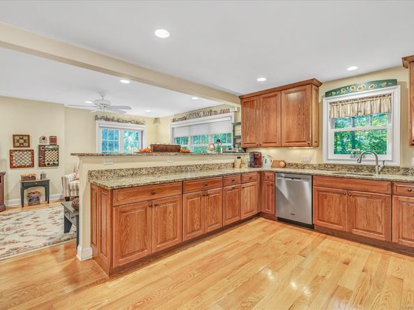 26 Bunker Hill Circle 26, Shelton CT 06484