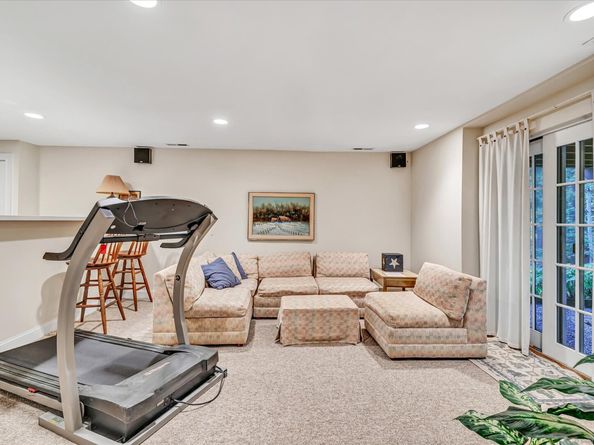 26 Bunker Hill Circle 26, Shelton CT 06484