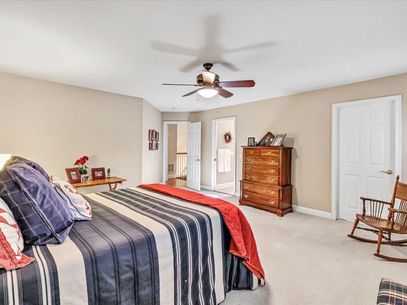 26 Bunker Hill Circle 26, Shelton CT 06484