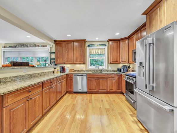 26 Bunker Hill Circle 26, Shelton CT 06484