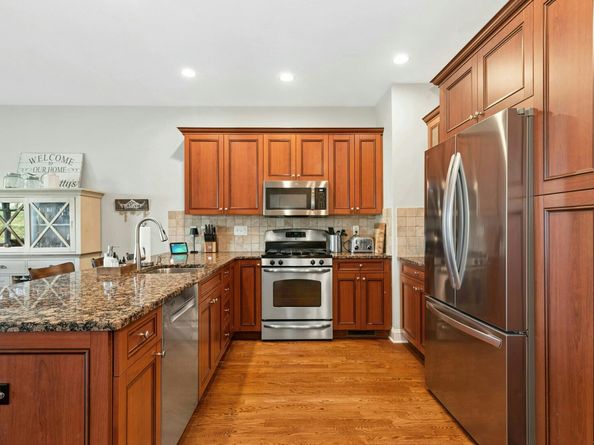 179 Remy Court 179, Shelton CT 06484