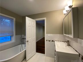 201 W Norwalk Road, Norwalk CT 06850