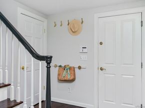 19 Georgian Lane, Darien CT 06820