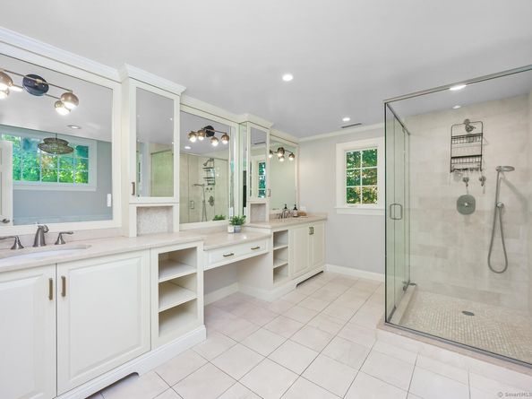 19 Georgian Lane, Darien CT 06820