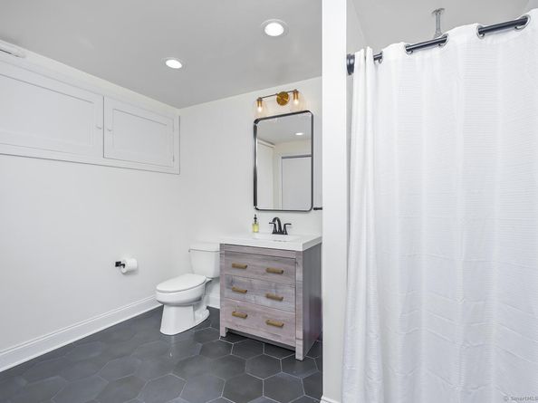 19 Georgian Lane, Darien CT 06820