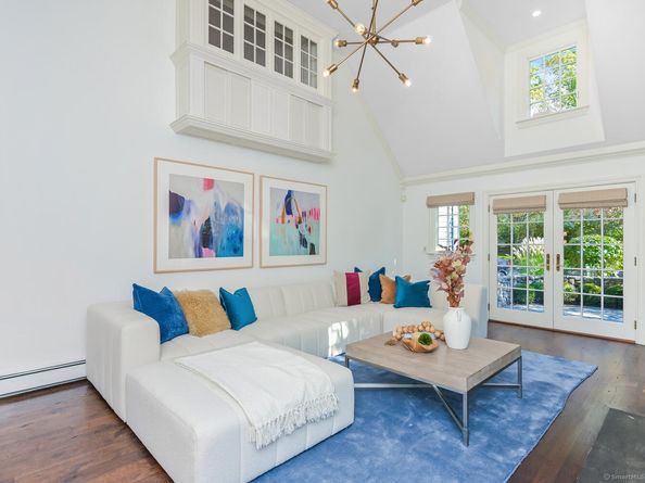 19 Georgian Lane, Darien CT 06820