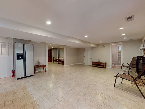 44 Obtuse Road N, Brookfield CT 06804