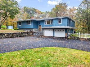 44 Obtuse Road N, Brookfield CT 06804