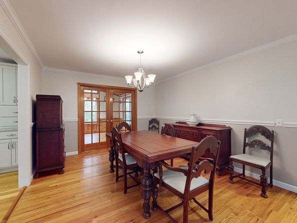 44 Obtuse Road N, Brookfield CT 06804