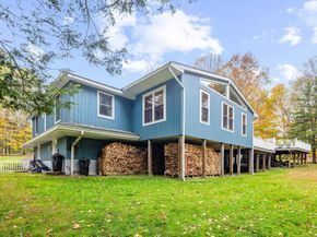 44 Obtuse Road N, Brookfield CT 06804