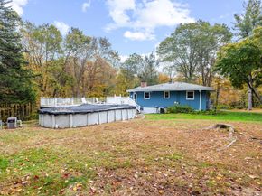 44 Obtuse Road N, Brookfield CT 06804