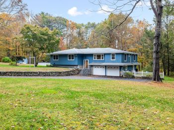 44 Obtuse Road N