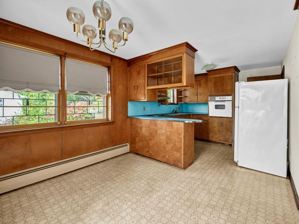 10 Jeanette Road, Danbury CT 06811