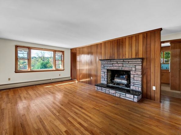 10 Jeanette Road, Danbury CT 06811