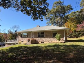 10 Jeanette Road, Danbury CT 06811