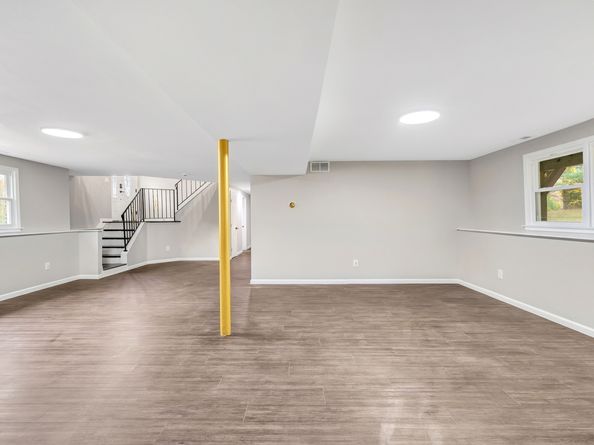 152 Richards Drive, Monroe CT 06468