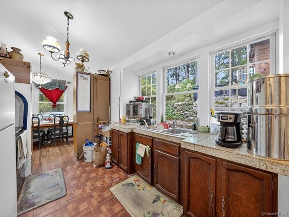 54 mountain rd Road, Wilton CT 06897
