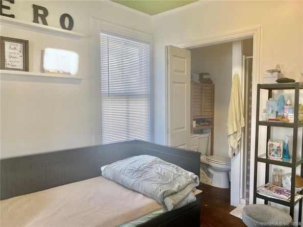 40 Orchard Street, Stamford CT 06902