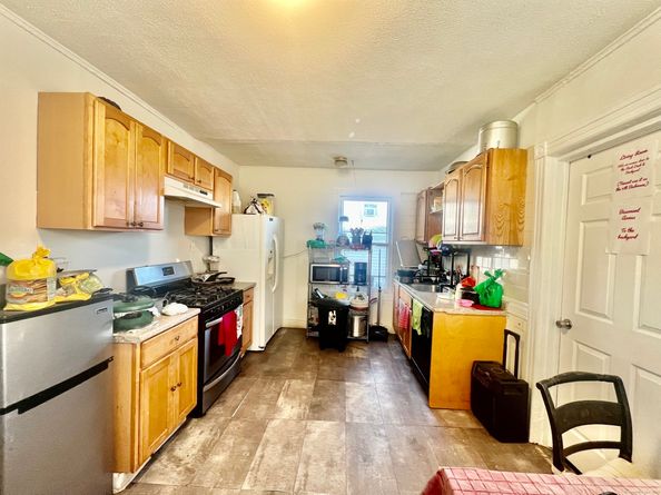 40 Orchard Street, Stamford CT 06902