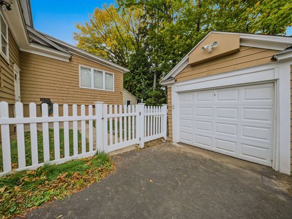 1275 Capitol Avenue, Bridgeport CT 06606